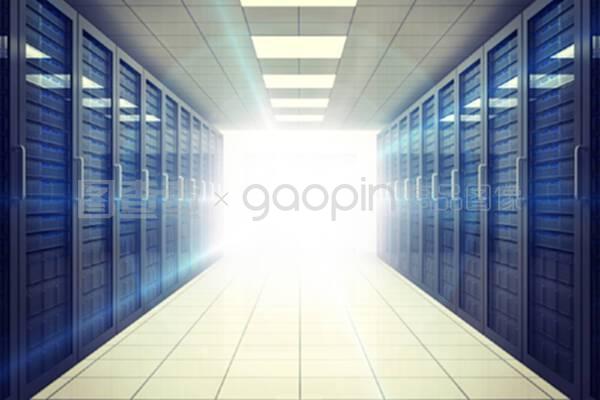 數字服務器室中的塔式數據庫服務優化與管理